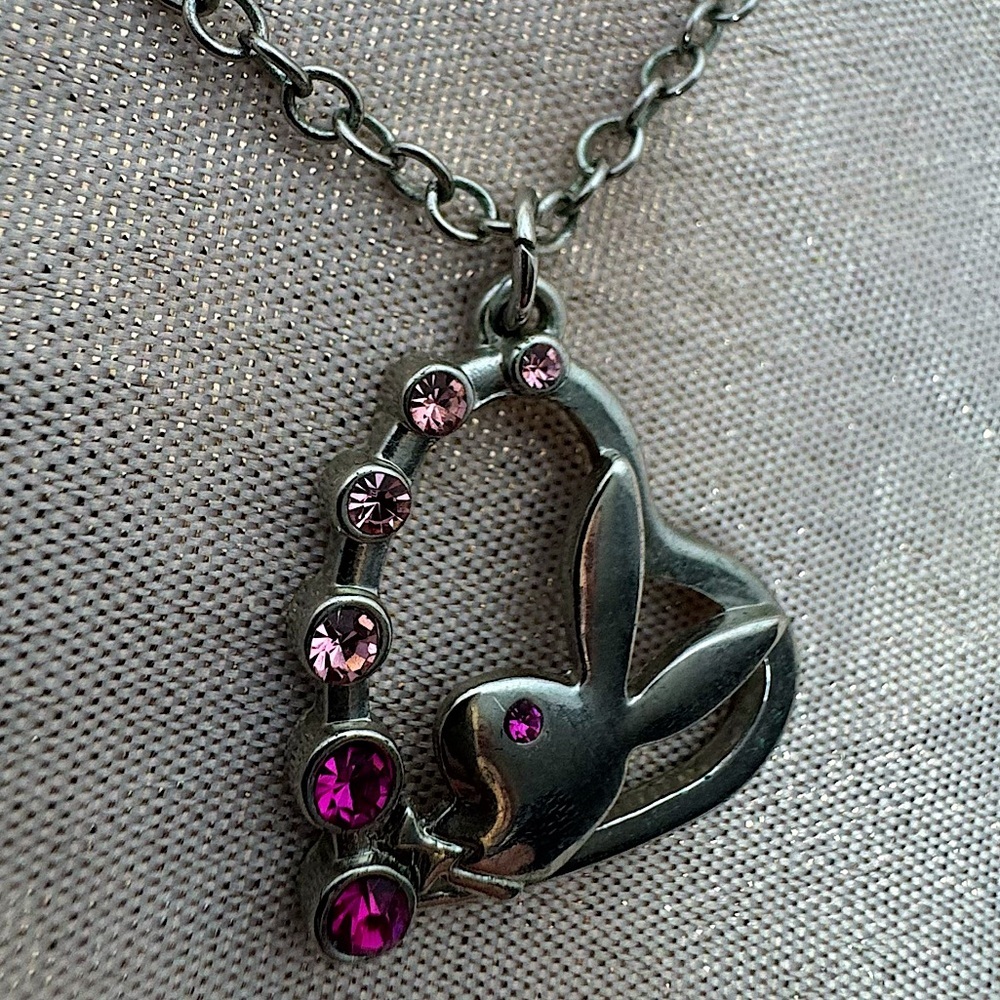 Playboy bunny necklace pink jewel diamonds silver chain link 1953 rabbit head